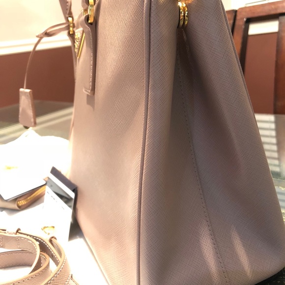 Authentic Prada Saffiano Lux Cammeo and Wallet - Picture 4 of 7